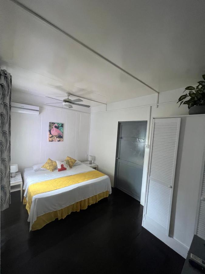 Beach Guest House Cleverdale บริดจ์ทาวน์ ภายนอก รูปภาพ