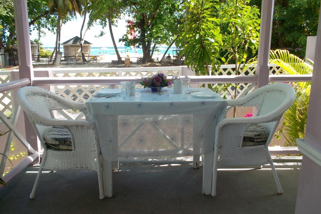 Beach Guest House Cleverdale บริดจ์ทาวน์ ภายนอก รูปภาพ
