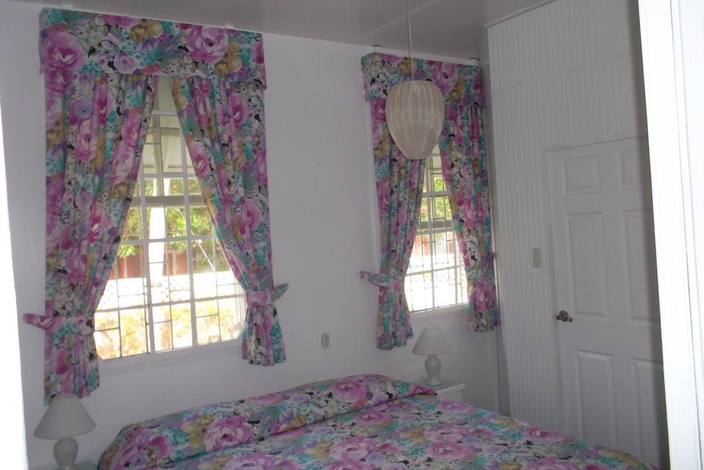 Beach Guest House Cleverdale บริดจ์ทาวน์ ภายนอก รูปภาพ